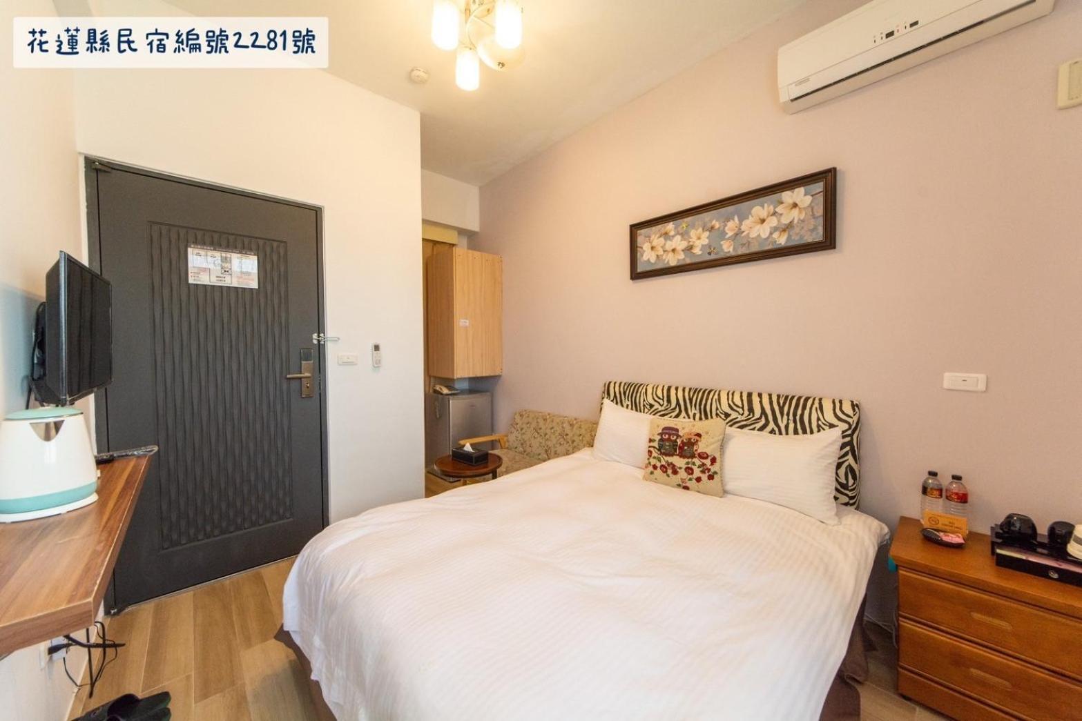 จินกวนน์ บีแอนด์บี Bed & Breakfast เมืองฮวาเหลียน ภายนอก รูปภาพ